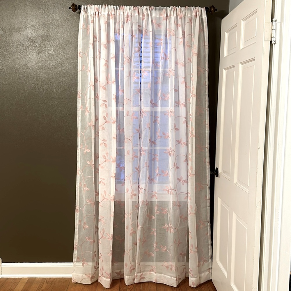 Set of 4 curtian panel - Beauitful sheer curtains with embroidered pink vines
